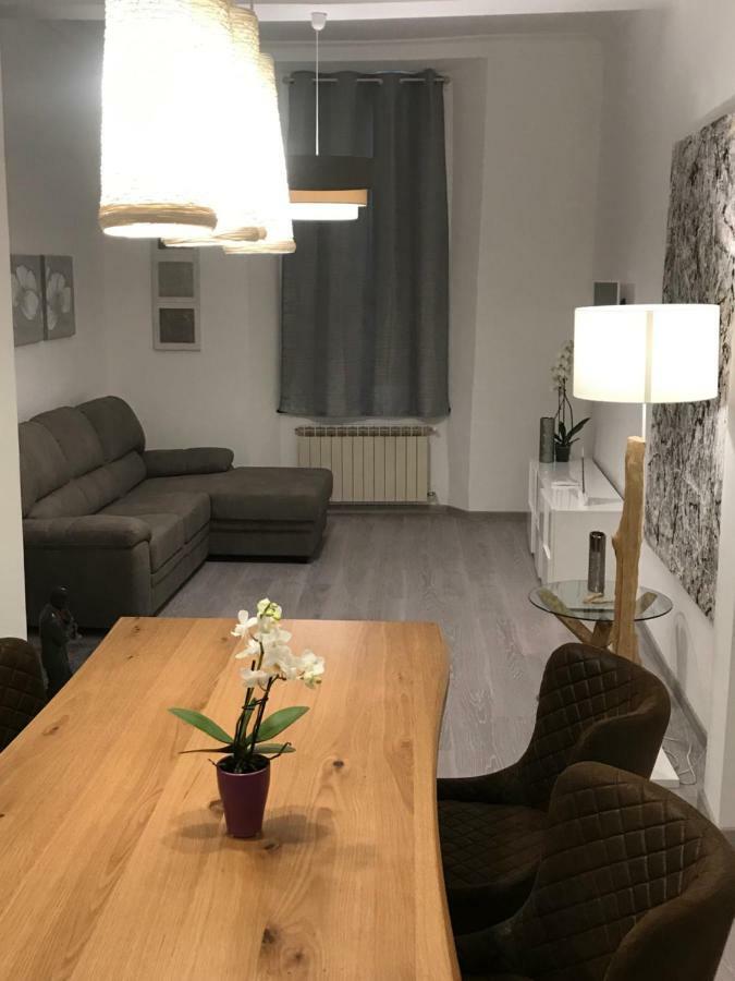 Lovely Apt Really Downtown - Free Private Parking Included! - Janov Exteriér fotografie